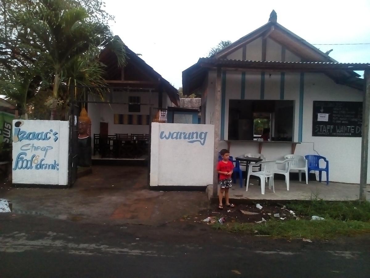 Izaac'S Bed & Breakfast Lovina Exterior foto