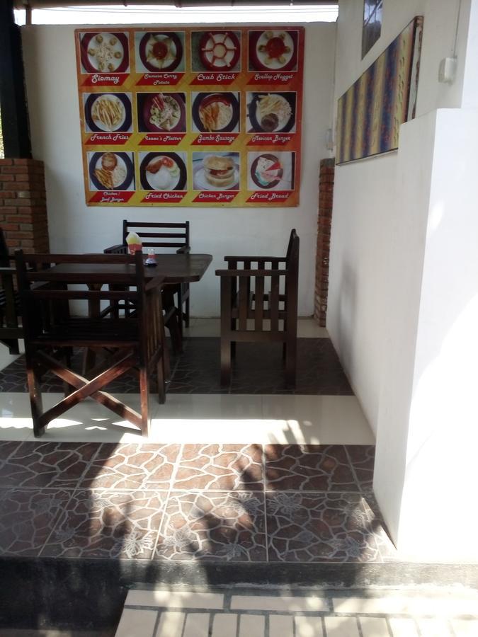 Izaac'S Bed & Breakfast Lovina Exterior foto
