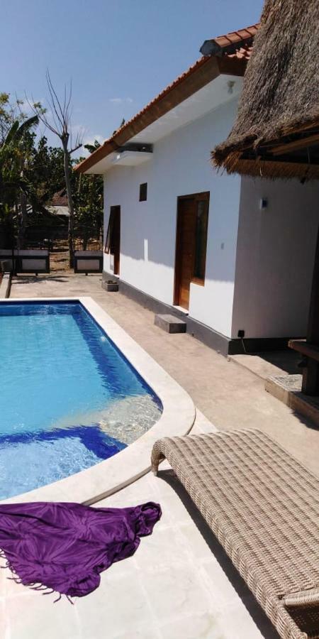 Izaac'S Bed & Breakfast Lovina Exterior foto